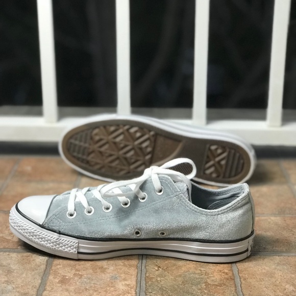 SANTA’S DEAL 🎄 NWT Converse Ctas OX Velvet Wolf Grey Women AUTHENTIC 557990F - Picture 4 of 8